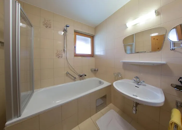 Alpin Life Hotell 3*